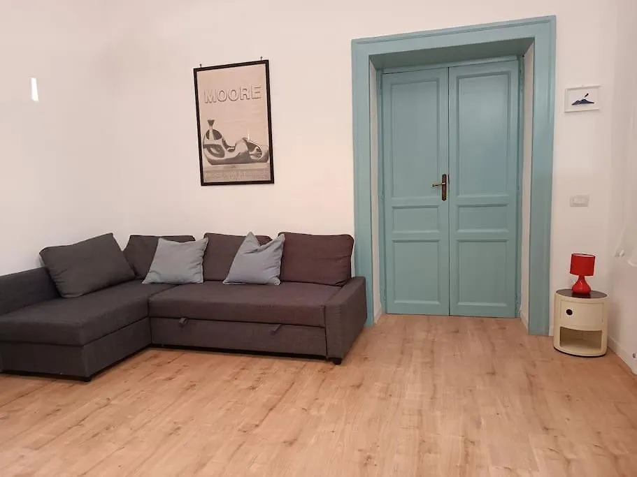 La Casa Al Centro Storico Apartment Naples
